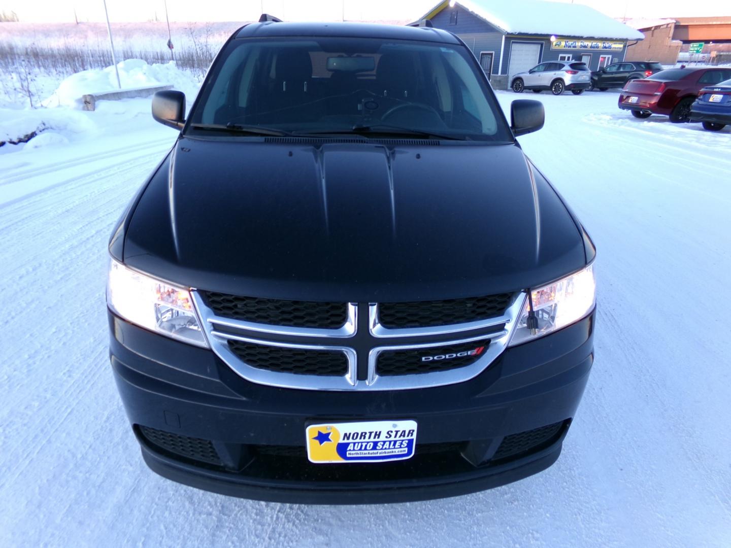 2017 Black Dodge Journey SE (3C4PDCAB0HT) with an 2.4L L4 DOHC 16V engine, 4A transmission, located at 2630 Philips Field Rd., Fairbanks, AK, 99709, (907) 458-0593, 64.848068, -147.780609 - Photo#1